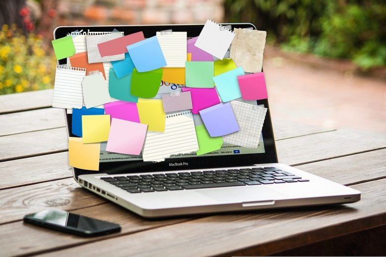 post it Tips from PhD's for PhD's on making notes
